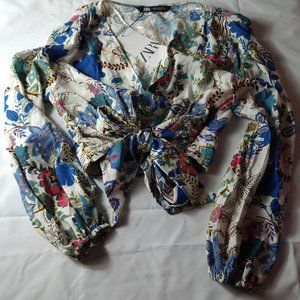 New with tag ZARA  floral summer top, tie front X-small